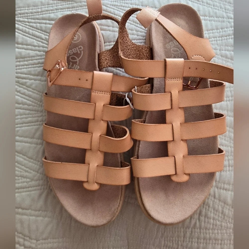Art Class Blush Pink Strappy Ankle Strap Footbed Sandal Shoe Youth Girls Size 5